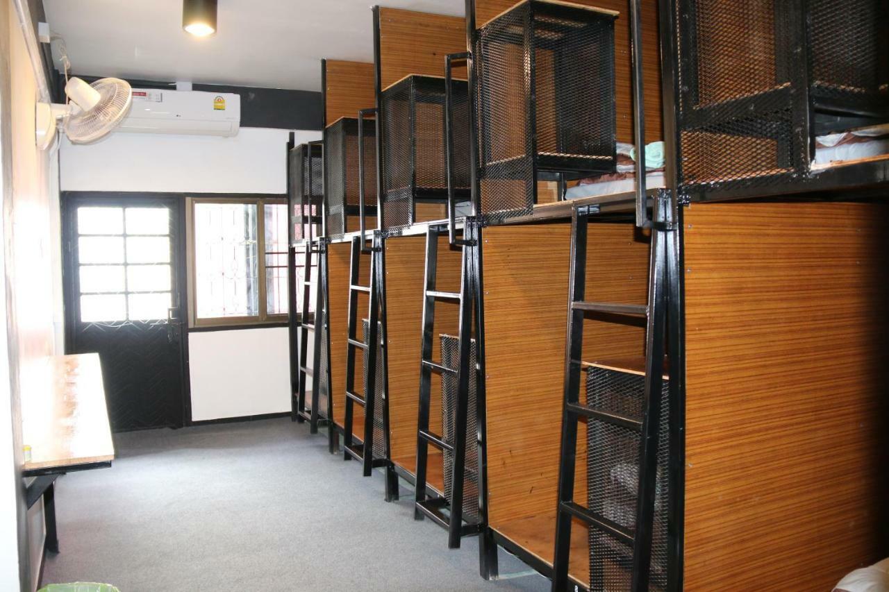 Family Home 2 Chiangmai (Adults Only) เชียงใหม่ ภายนอก รูปภาพ