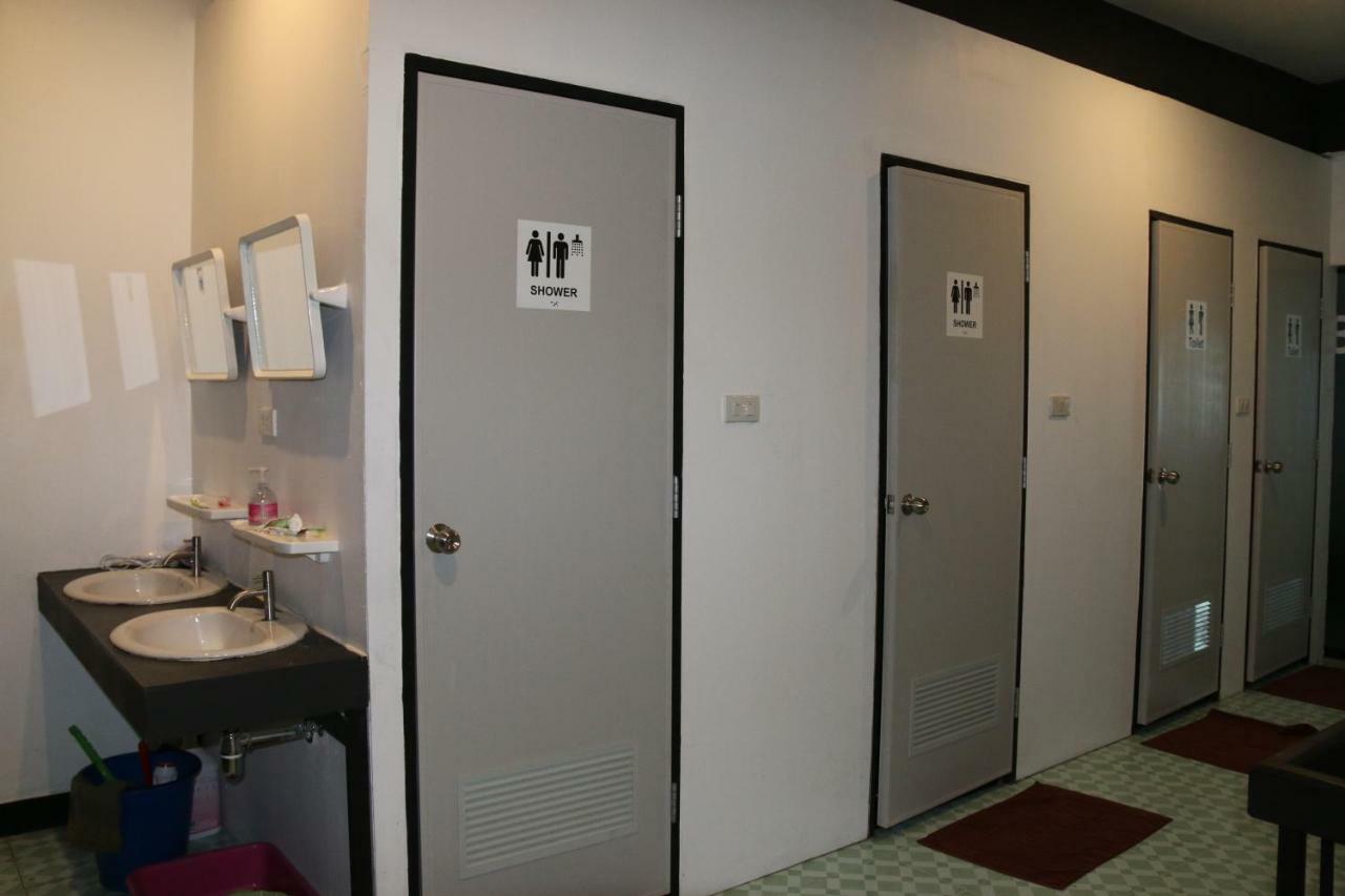 Family Home 2 Chiangmai (Adults Only) เชียงใหม่ ภายนอก รูปภาพ